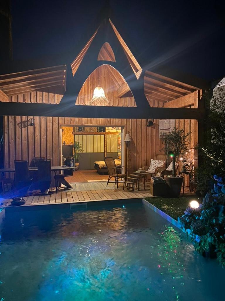 Chalet Atypique Vue Piscine Chauffee Гужан-Местрас Екстериор снимка